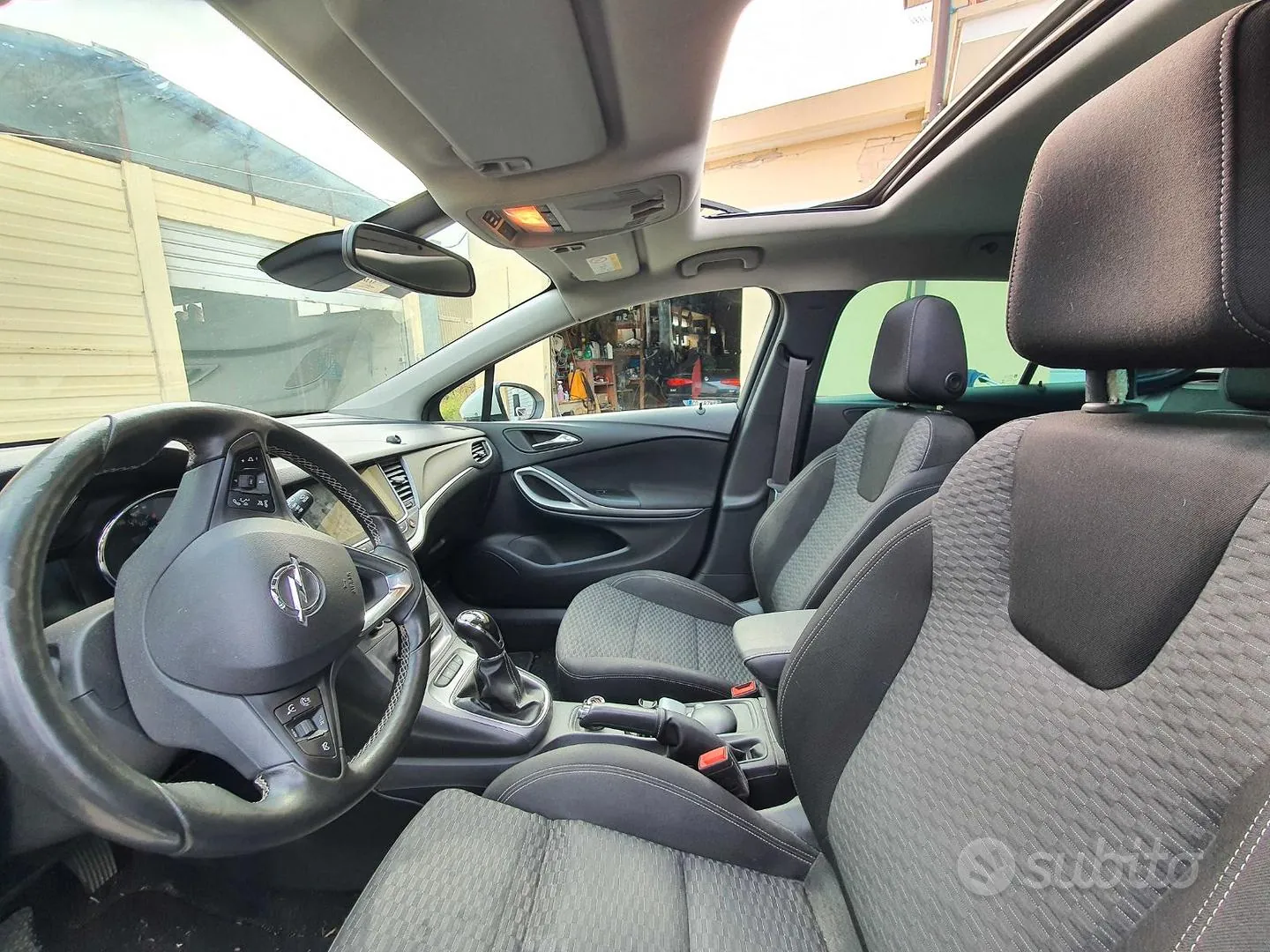 Opel Astra 2017 photo 4