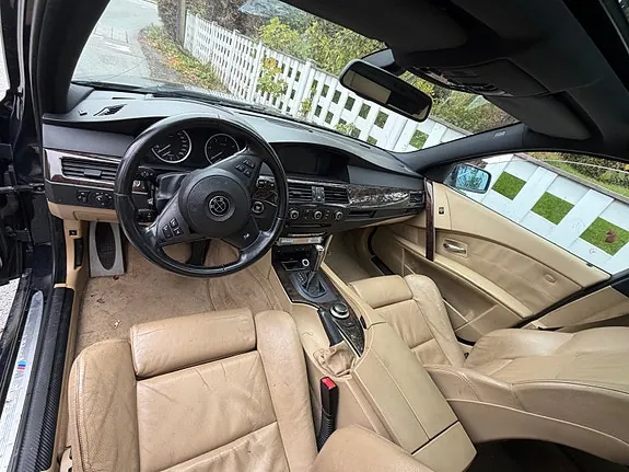 BMW 5 Series 2006 photo 2