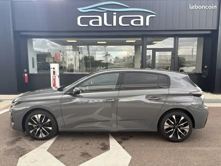 Peugeot 308 2026 photo 3