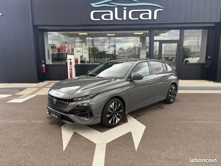 Peugeot 308 2026 photo 2