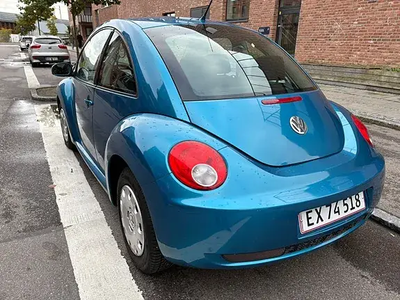 Volkswagen New Beetle 2006 photo 4