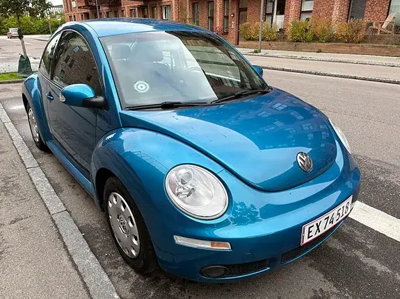 Volkswagen New Beetle 2006 photo 2
