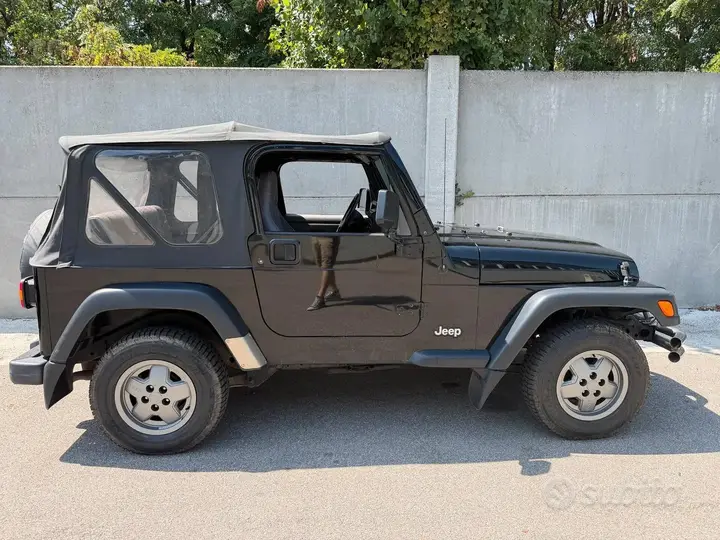 Jeep Wrangler 1998 photo 2