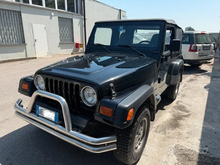 Jeep Wrangler 1998 photo 3