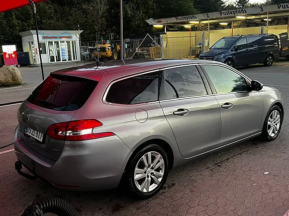 Peugeot 308 2014 photo 3