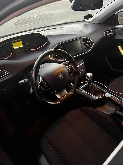 Peugeot 308 2014 photo 5