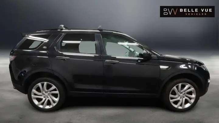 Land Rover Discovery Sport 2017 photo 2