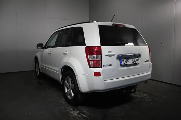 Suzuki Grand Vitara 2010 photo 3