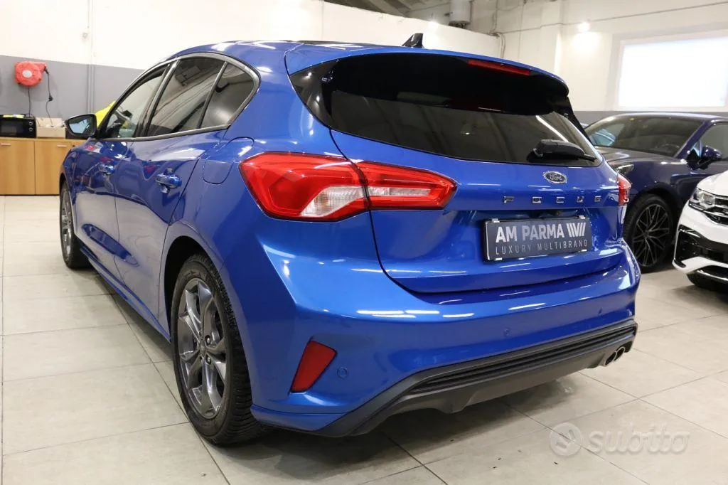 Ford Focus 2023 photo 4