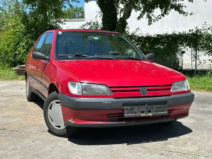 Peugeot 306