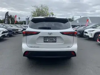 Toyota Highlander 2025 photo 4