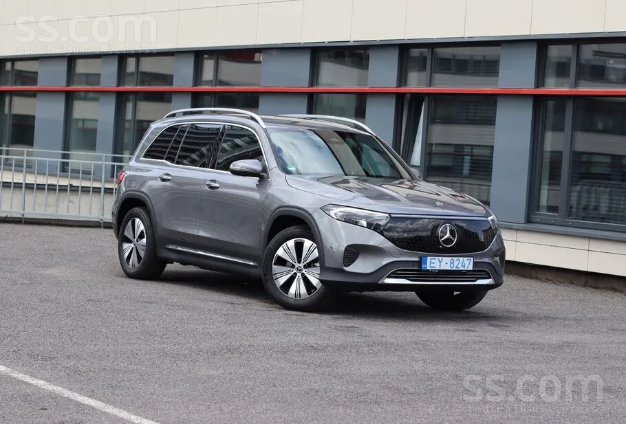 Mercedes-Benz Eqb 300