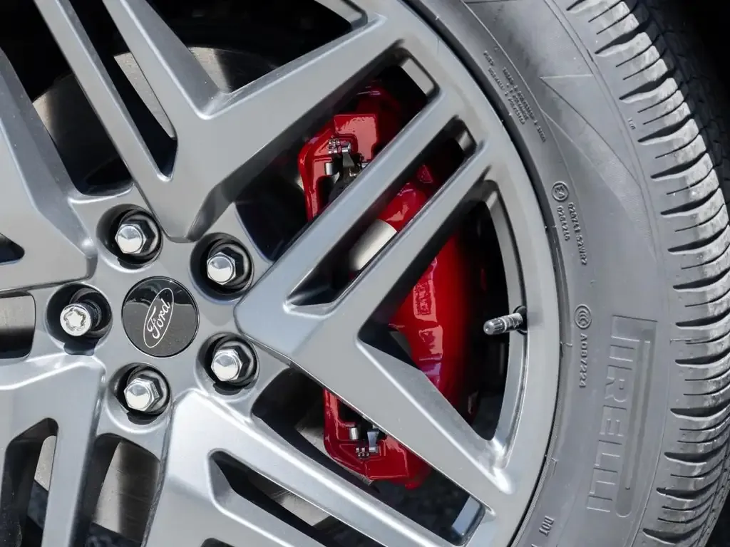 Ford Explorer 2025 photo 5