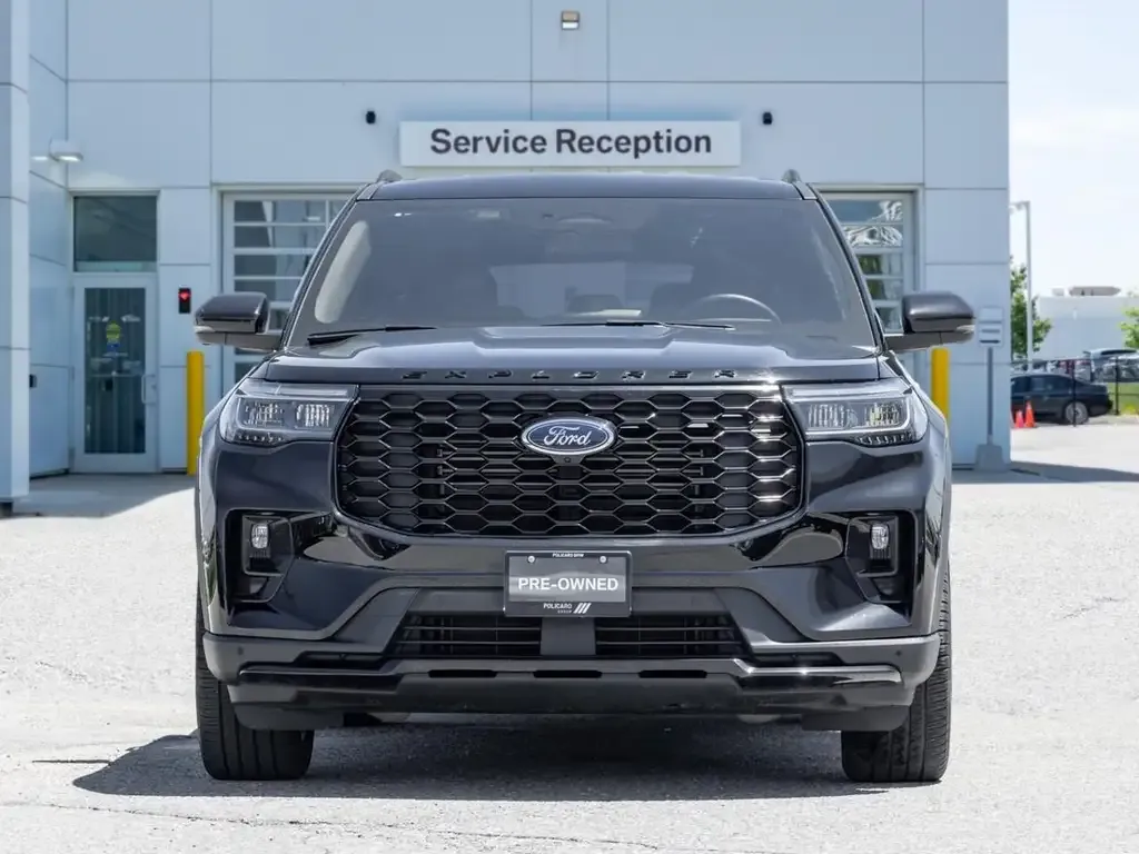 Ford Explorer 2025 photo 2