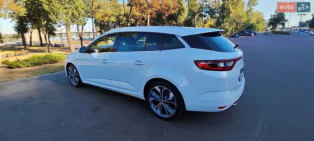 Renault Megane 2017 photo 3
