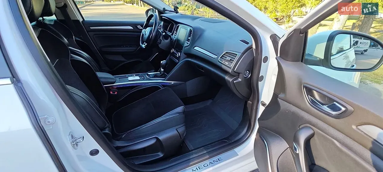 Renault Megane 2017 photo 5