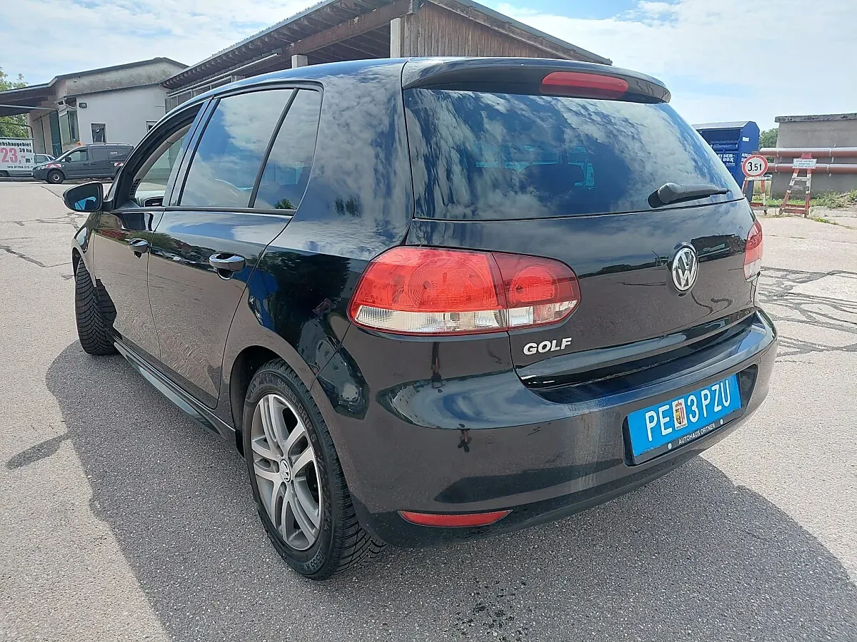 Volkswagen Golf 2011 photo 3
