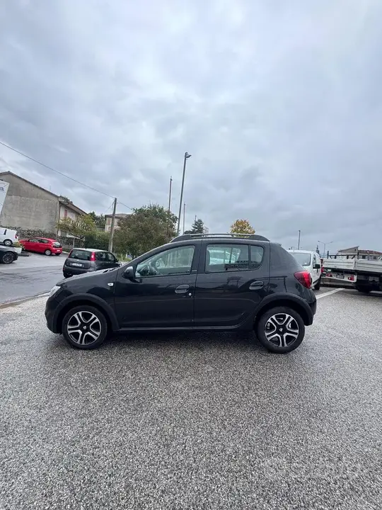 Dacia Sandero 2018 photo 3