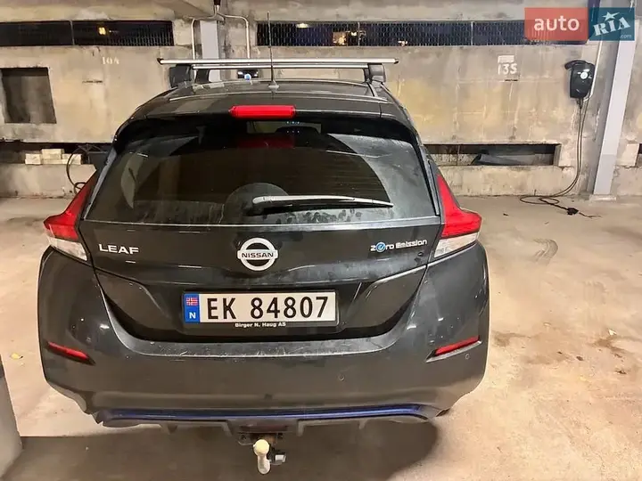 Nissan Leaf 2018 photo 3