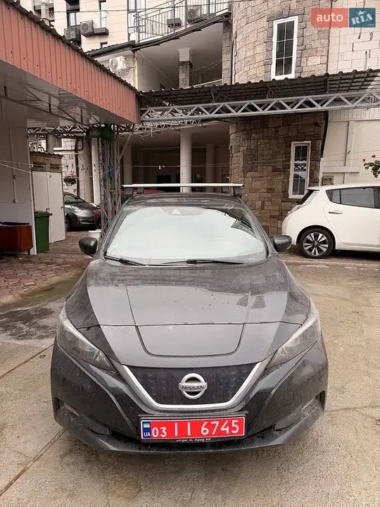 Nissan Leaf 2018 photo 5