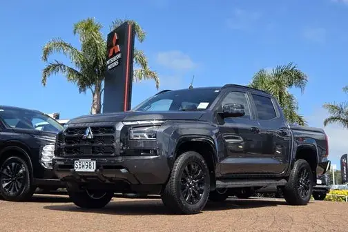 Mitsubishi Triton
