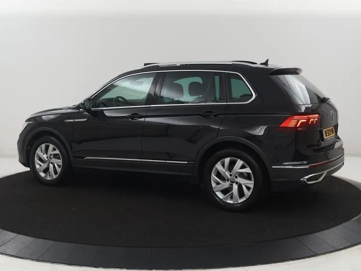 Volkswagen Tiguan 2021 photo 2