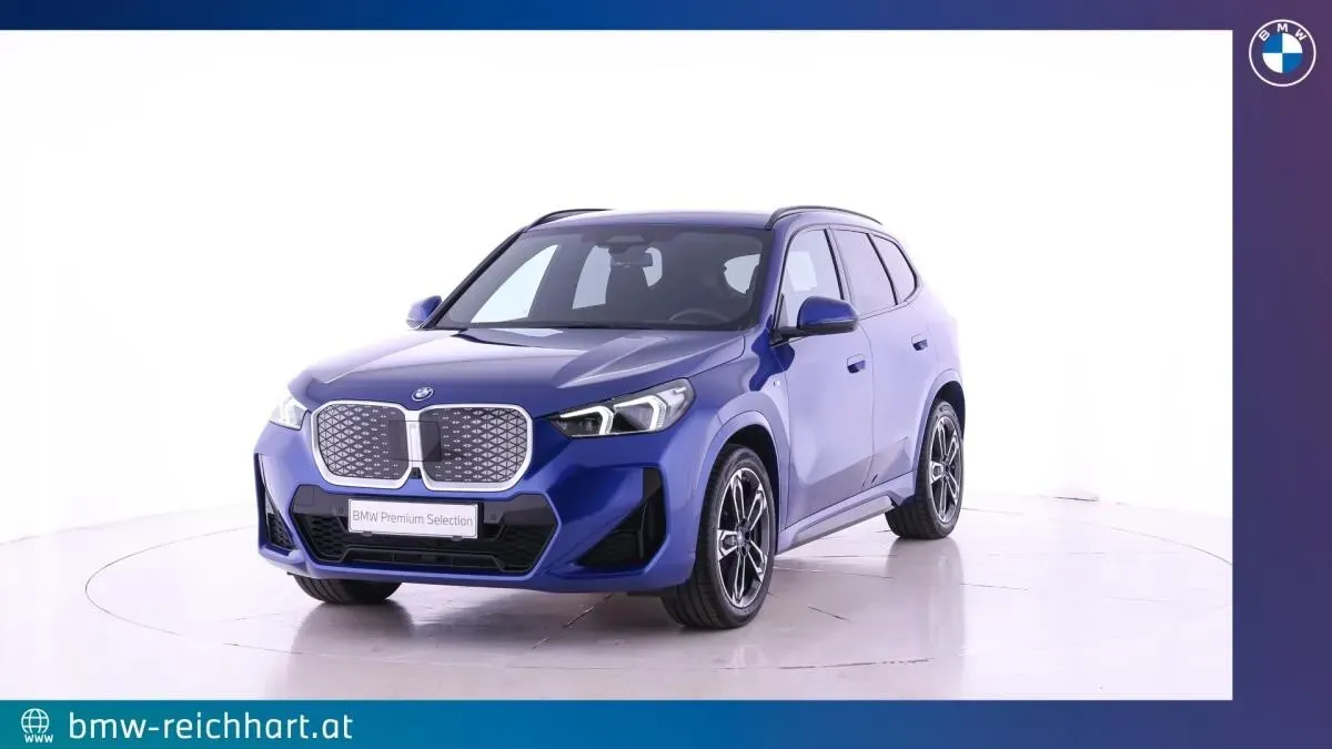 BMW Ix1