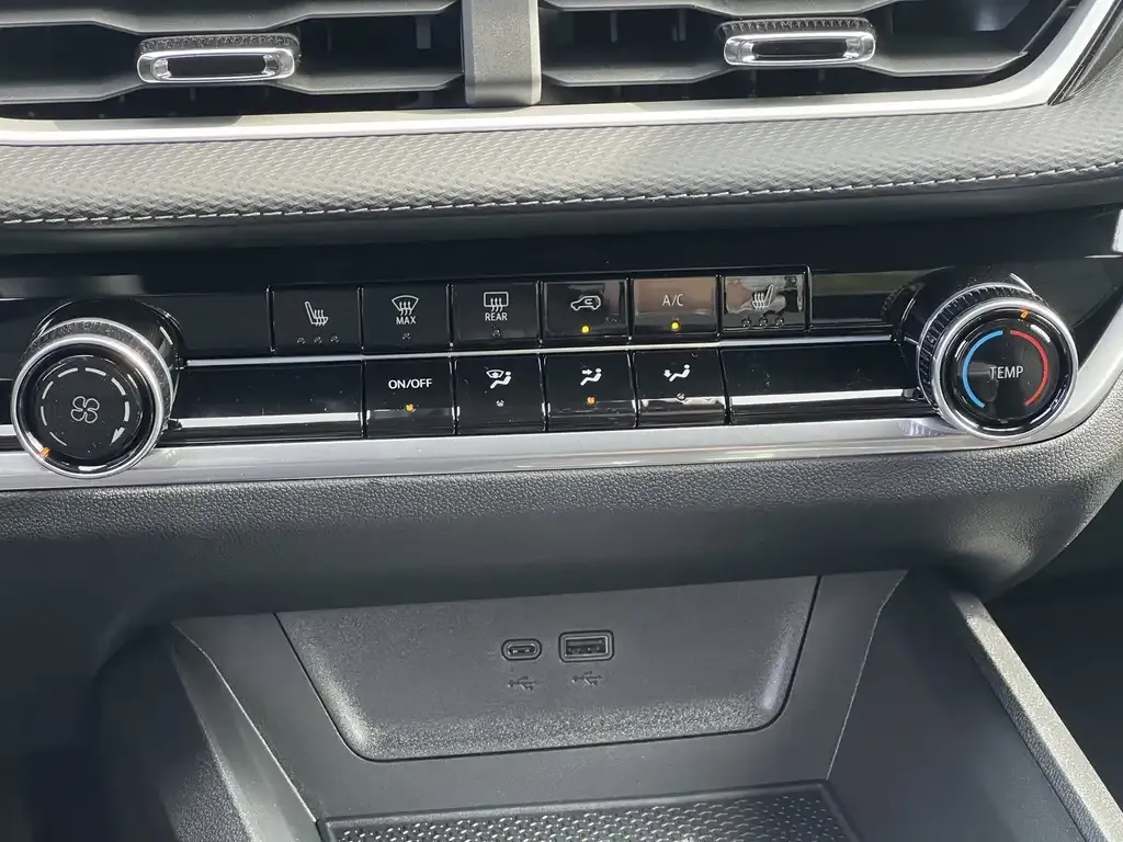 Chevrolet Equinox 2027 photo 3