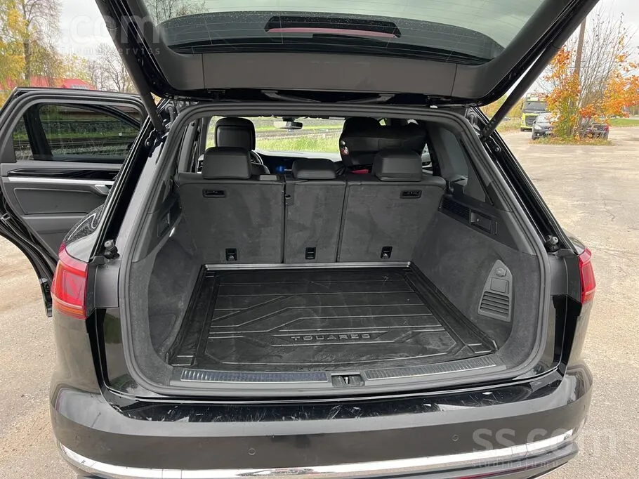 Volkswagen Touareg 2023 photo 5