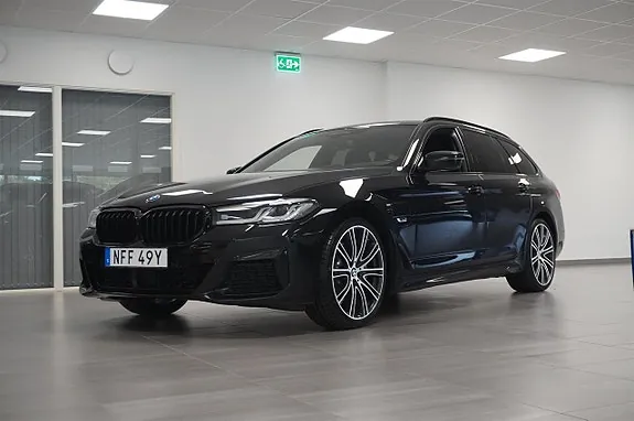 BMW 530E 2024 photo 2