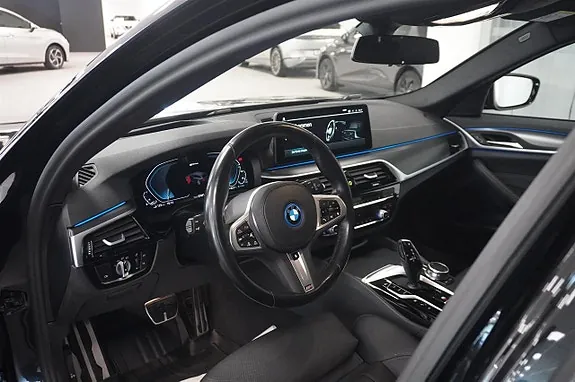 BMW 530E 2024 photo 3