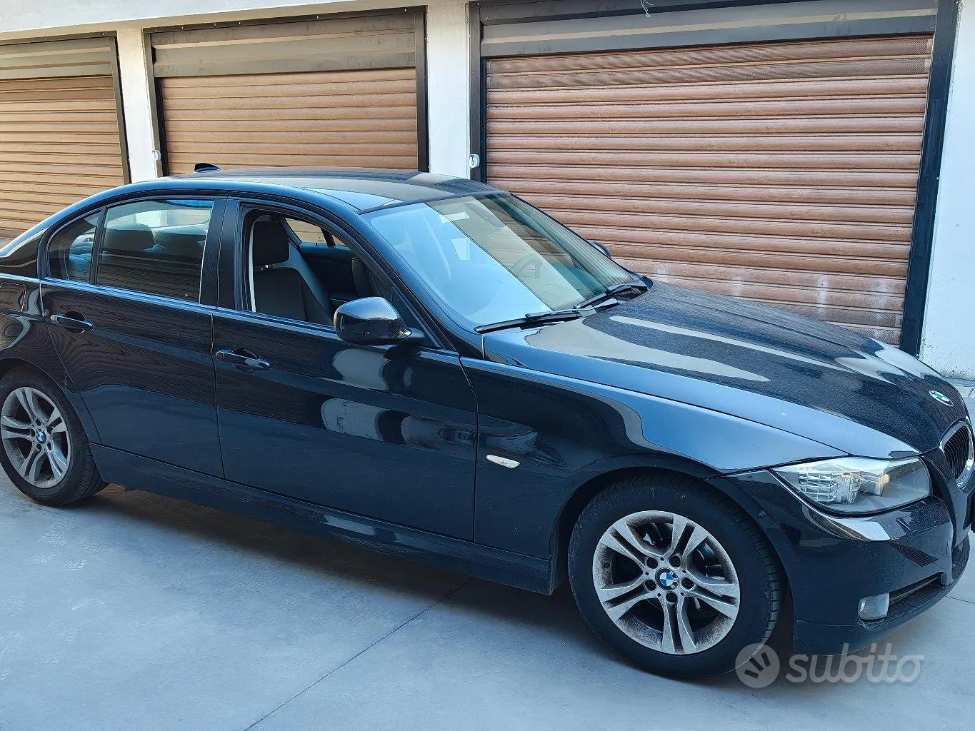 BMW 320D 2010 photo 3