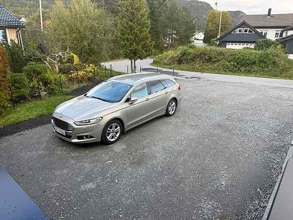 Ford Mondeo 2015 photo 4
