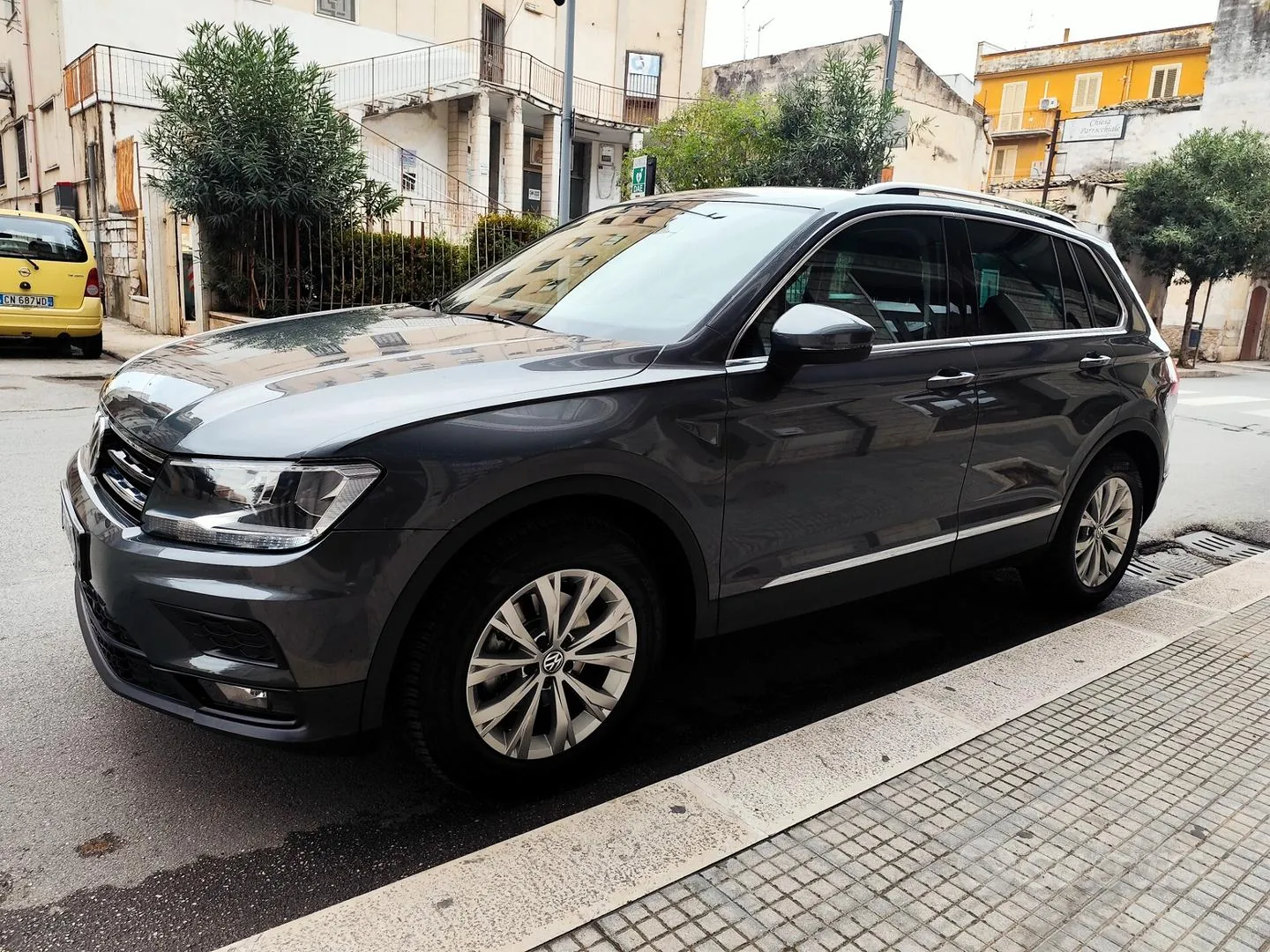 Volkswagen Tiguan 2018 photo 4