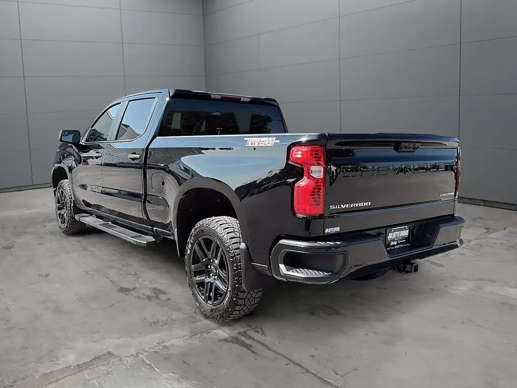 Chevrolet Silverado 1500 2024 photo 5