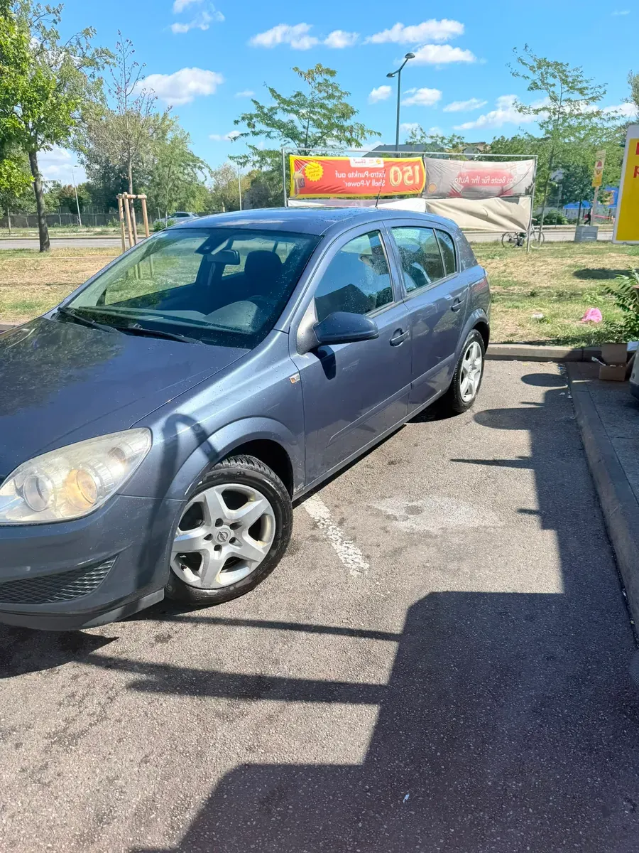 Opel Astra 2007 photo 2