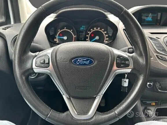 Ford Tourneo Courier 2015 photo 5