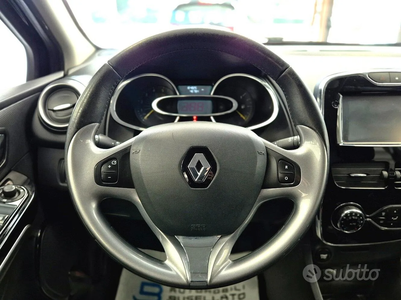 Renault Clio 2014 photo 4