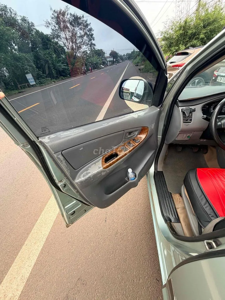 Toyota Innova 2007 photo 4