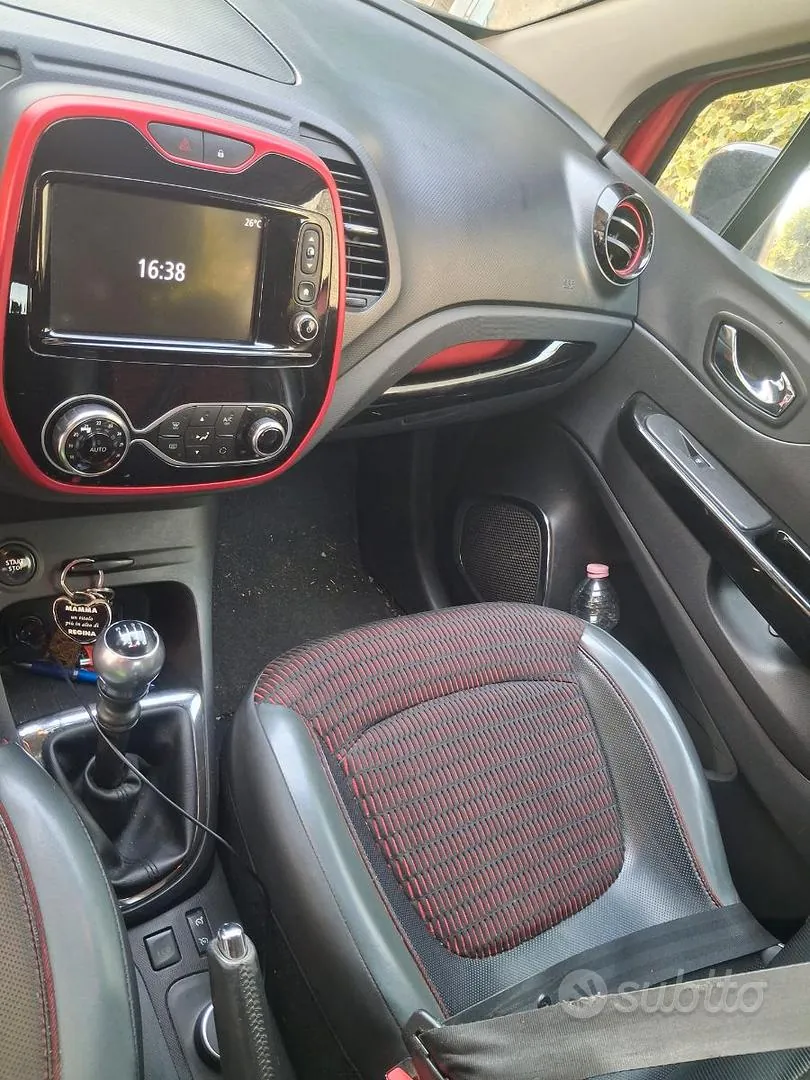 Renault Captur 2015 photo 3
