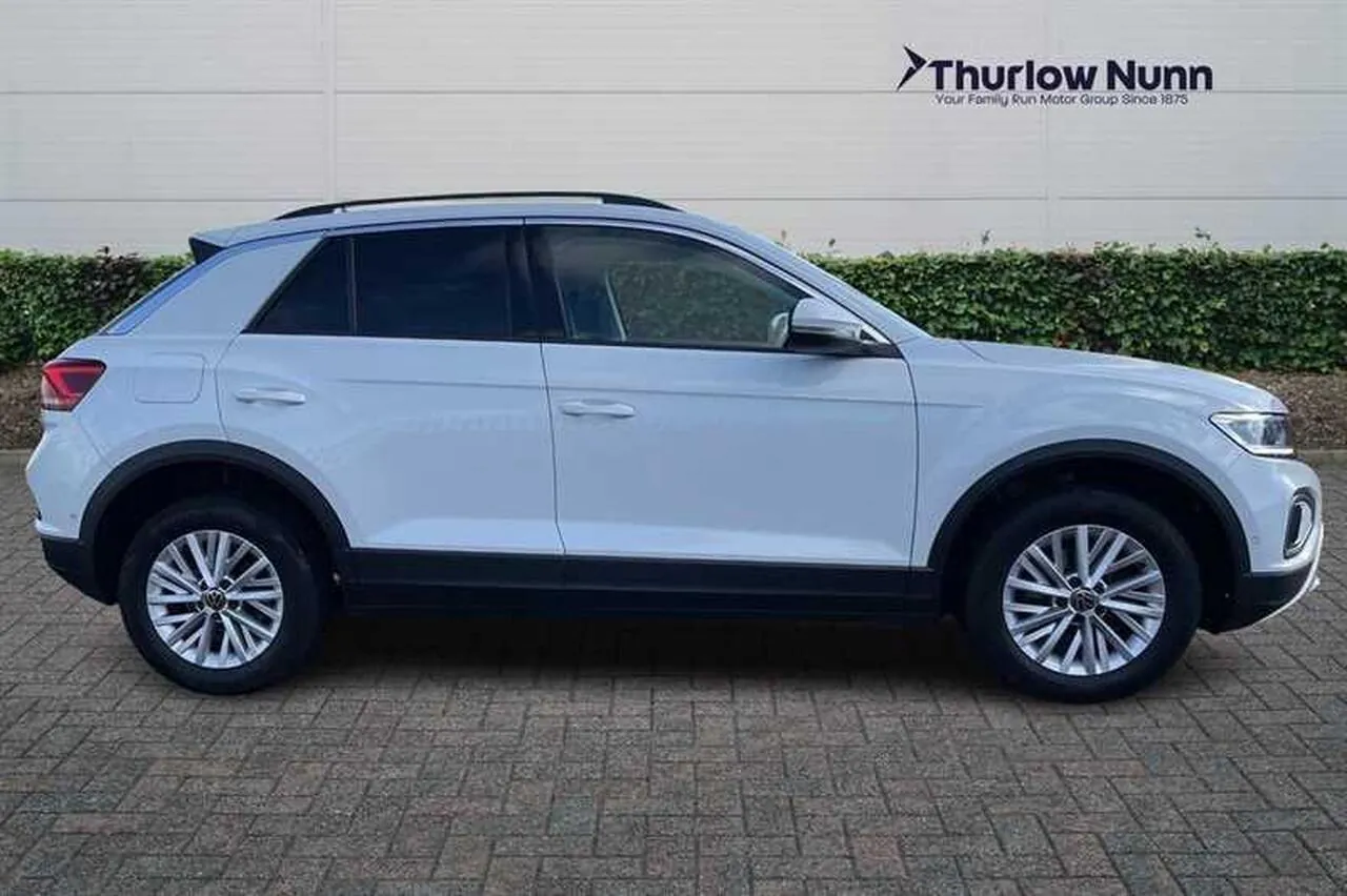 Volkswagen T-Roc 2022 photo 2