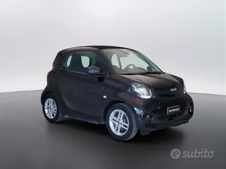 Smart Fortwo 2023 photo 3