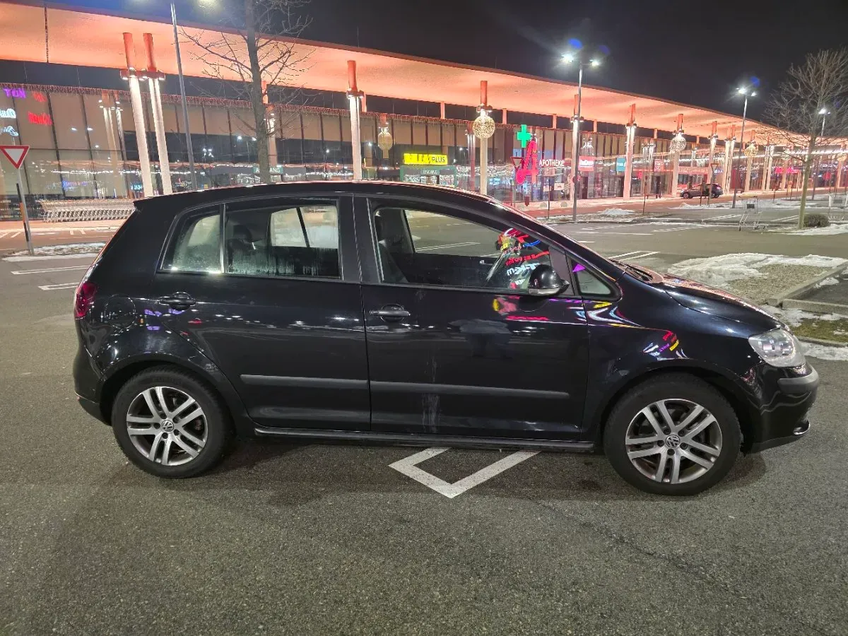 Volkswagen Golf 2005 photo 3