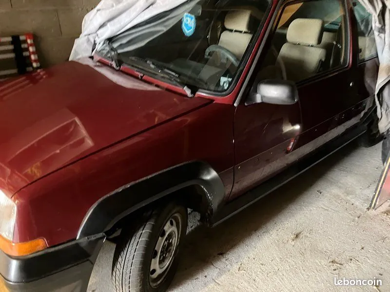 Renault 5 1986 photo 3