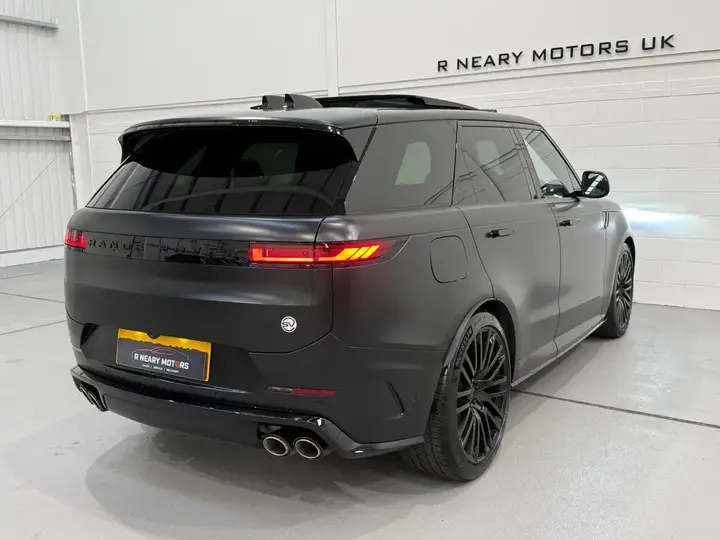 Land Rover Range Rover Sport 2026 photo 3
