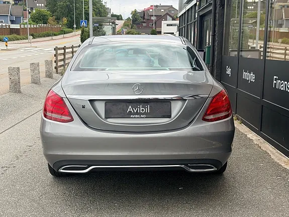 Mercedes-Benz C180 2015 photo 4