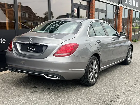 Mercedes-Benz C180 2015 photo 5