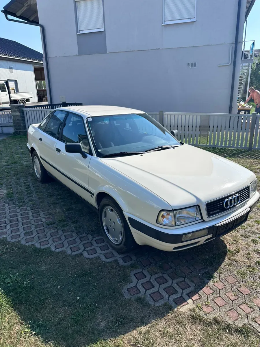 Audi 80