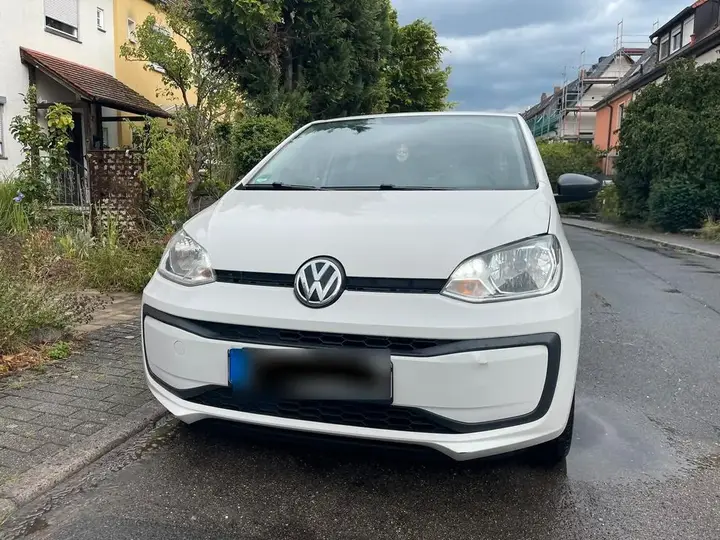 Volkswagen Up