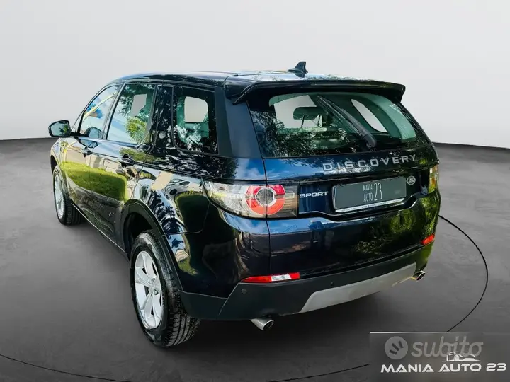 Land Rover Discovery Sport 2017 photo 2
